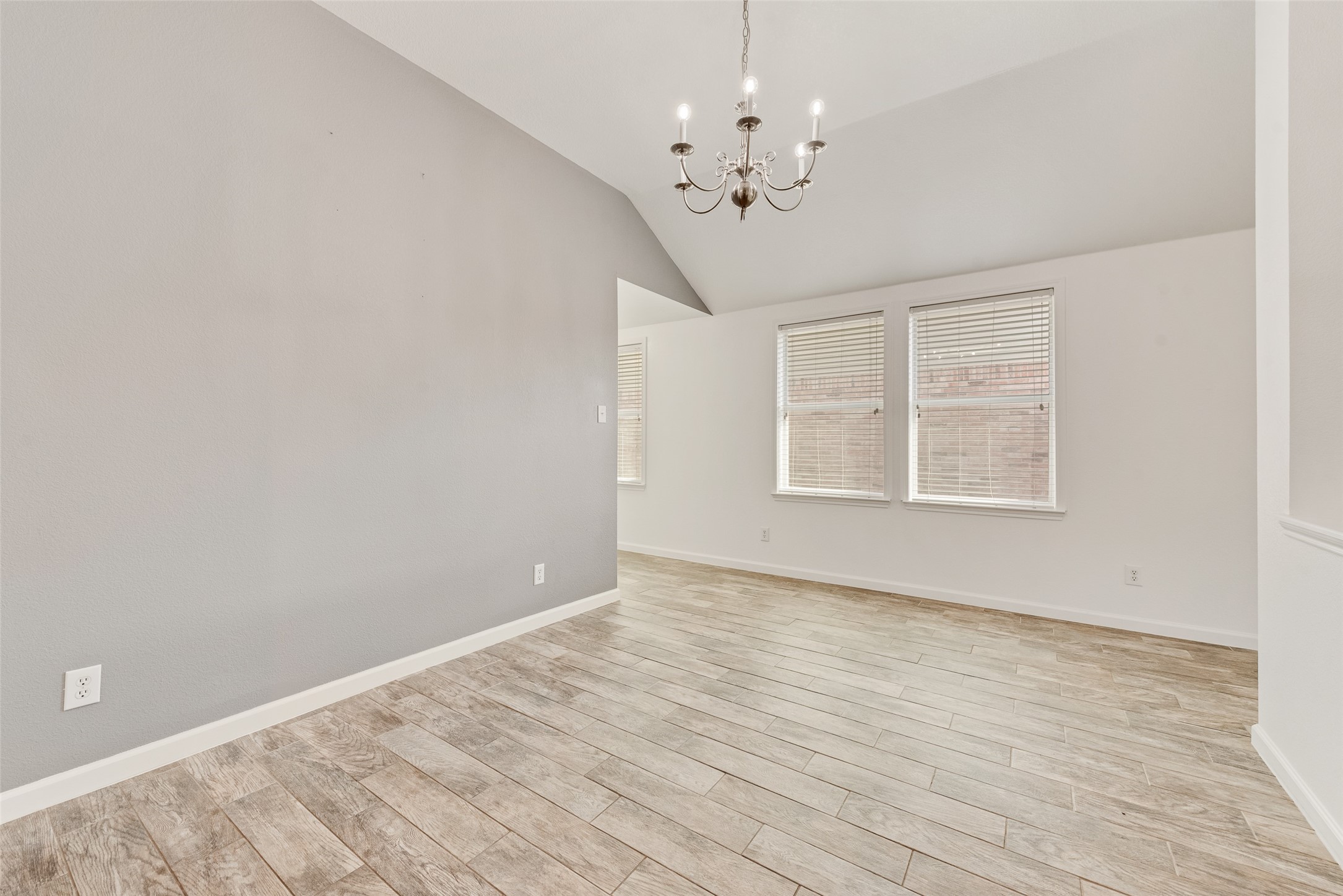 1234 Mallard Creek Aubrey TX 76227