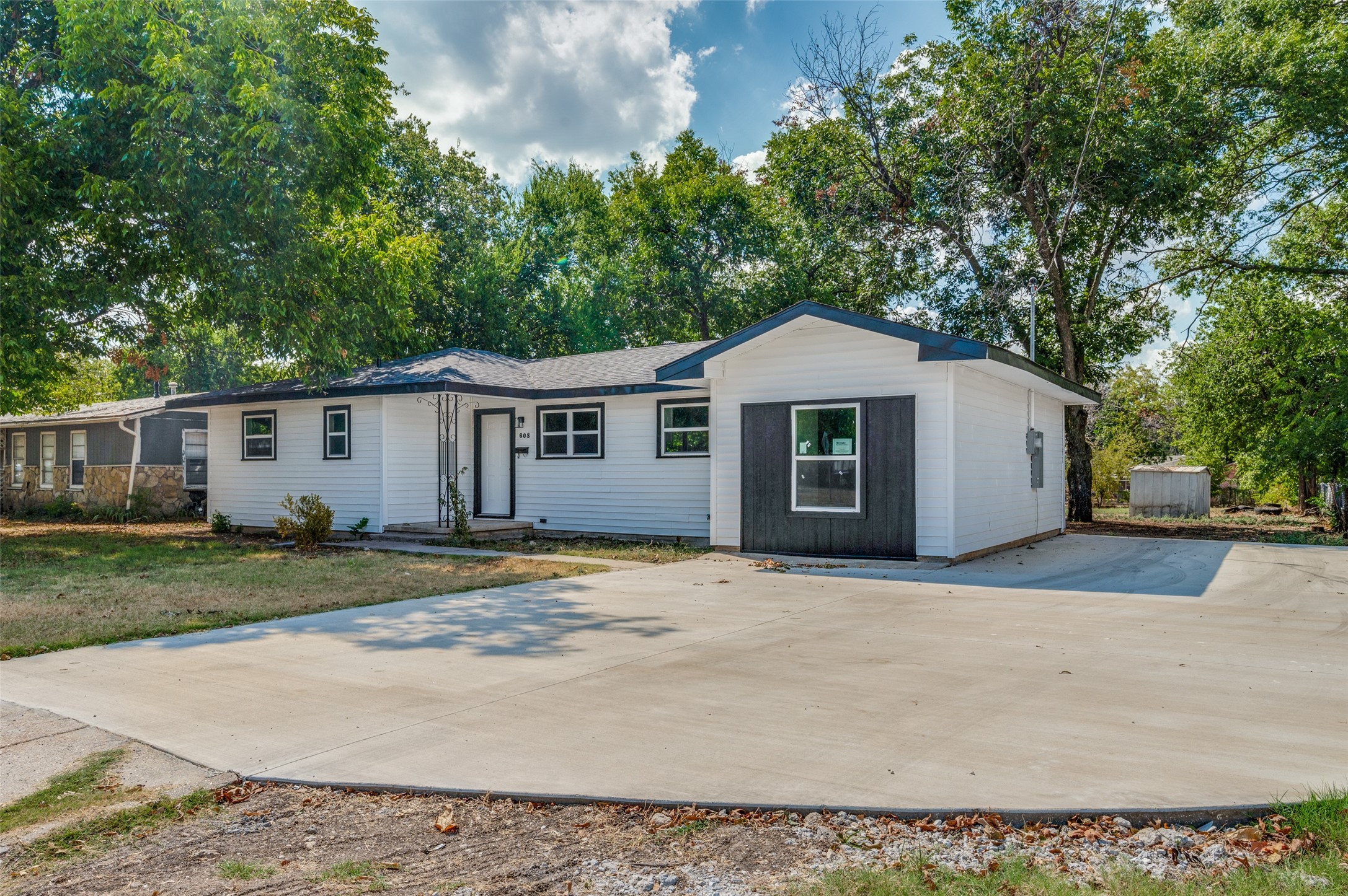 608 Mercedes Street Benbrook TX 76126