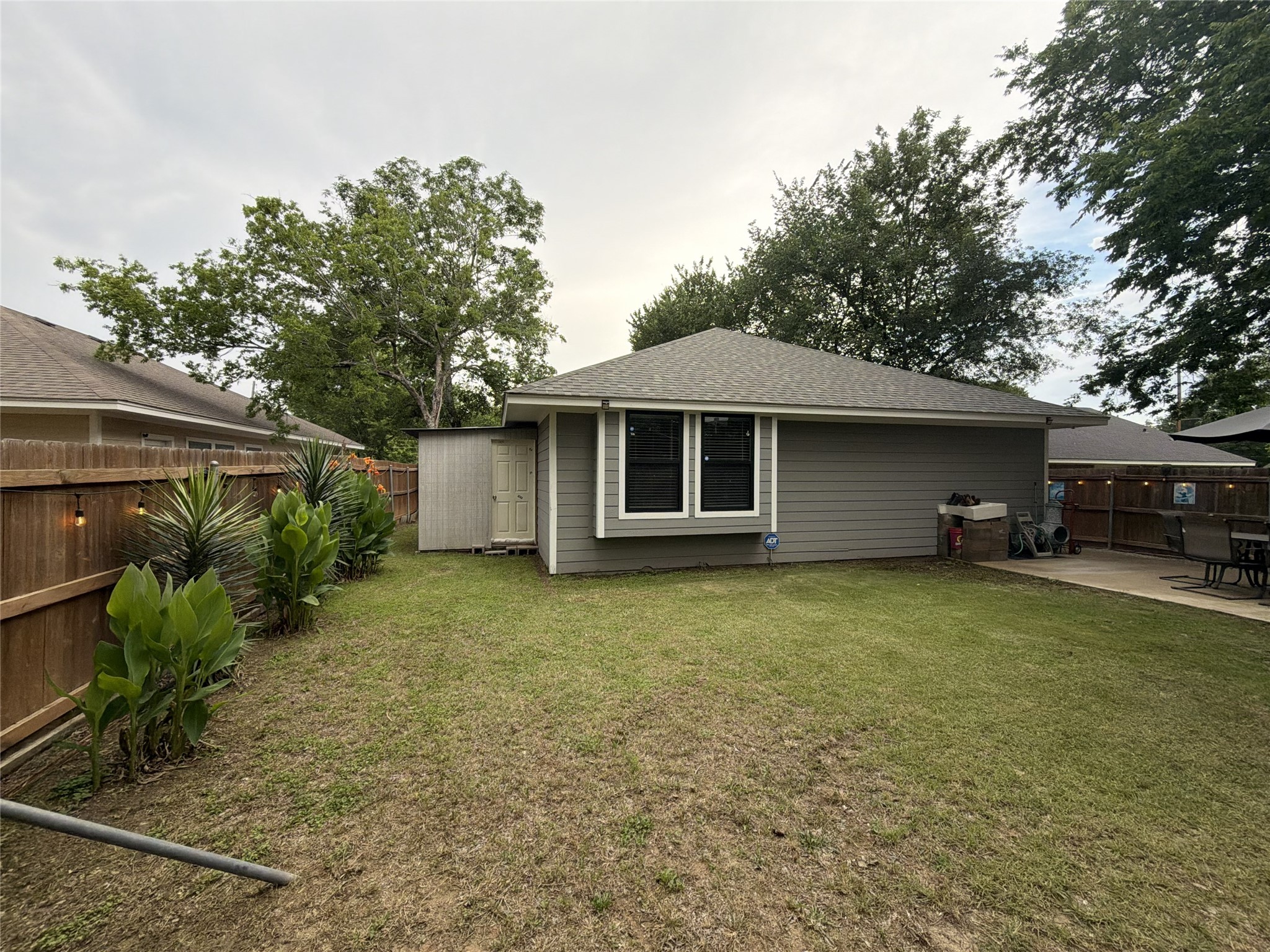 1305 E 6th Avenue Corsicana TX 75110