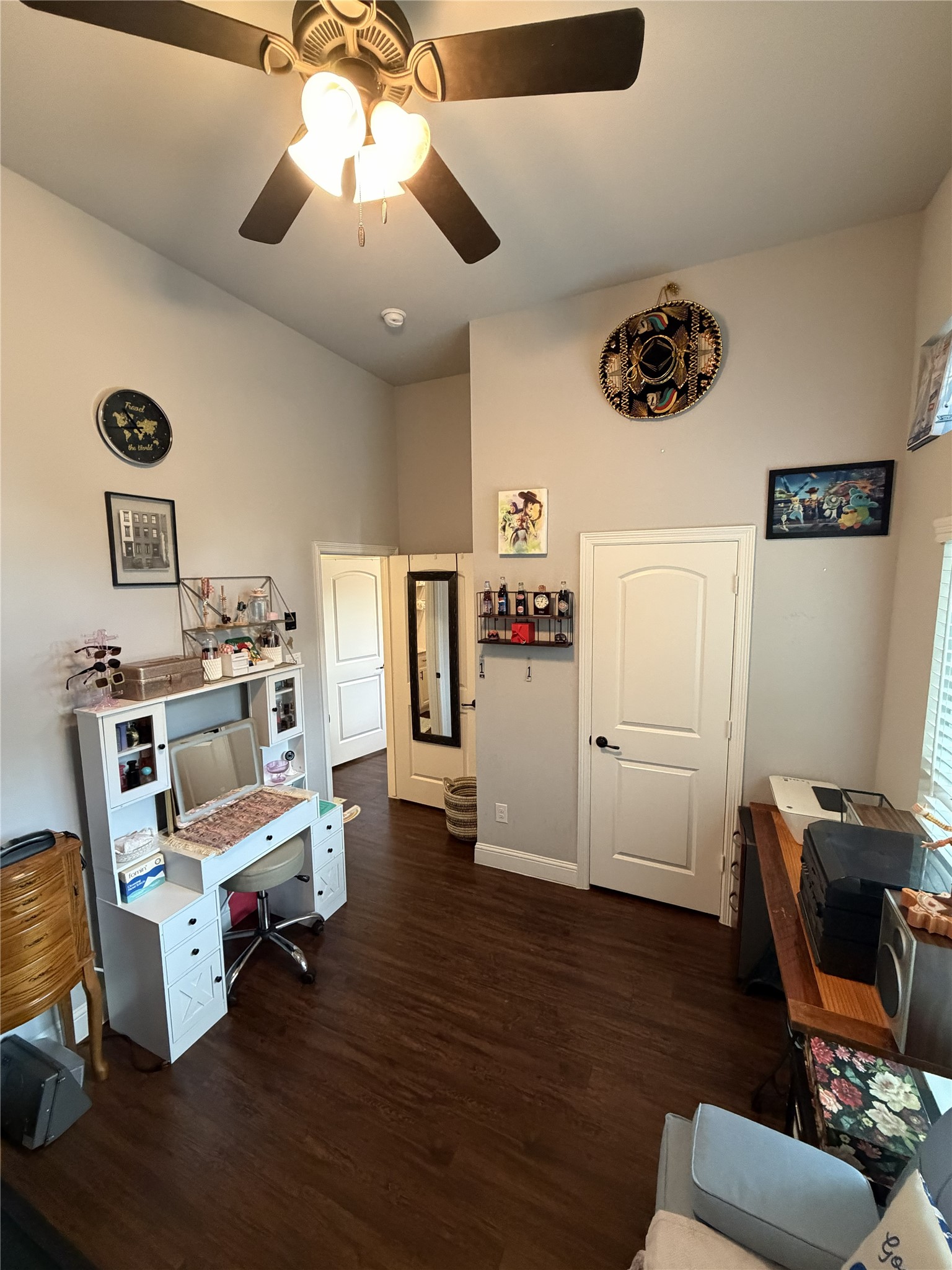 1305 E 6th Avenue Corsicana TX 75110