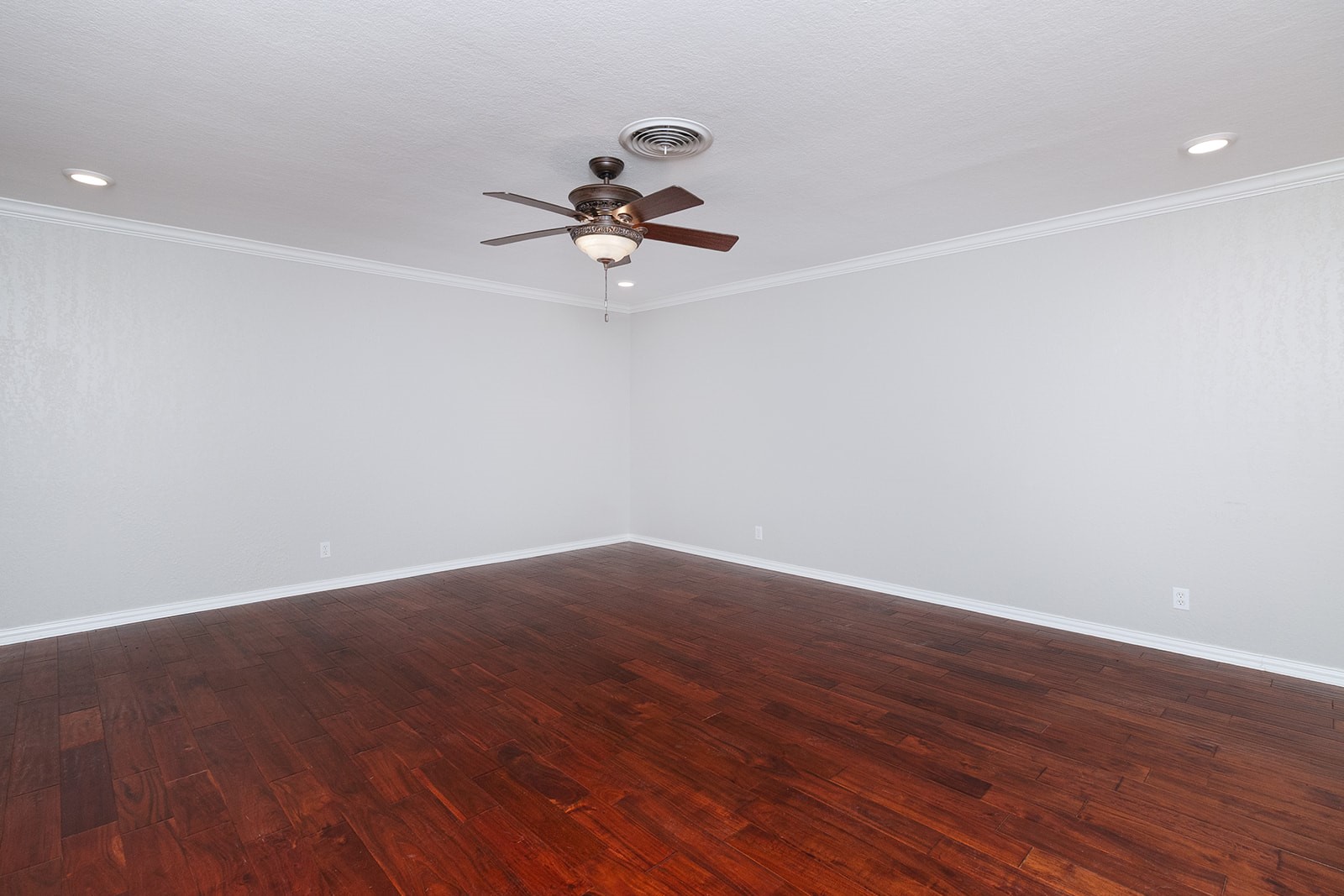 2103 S High Street Brady TX 76825