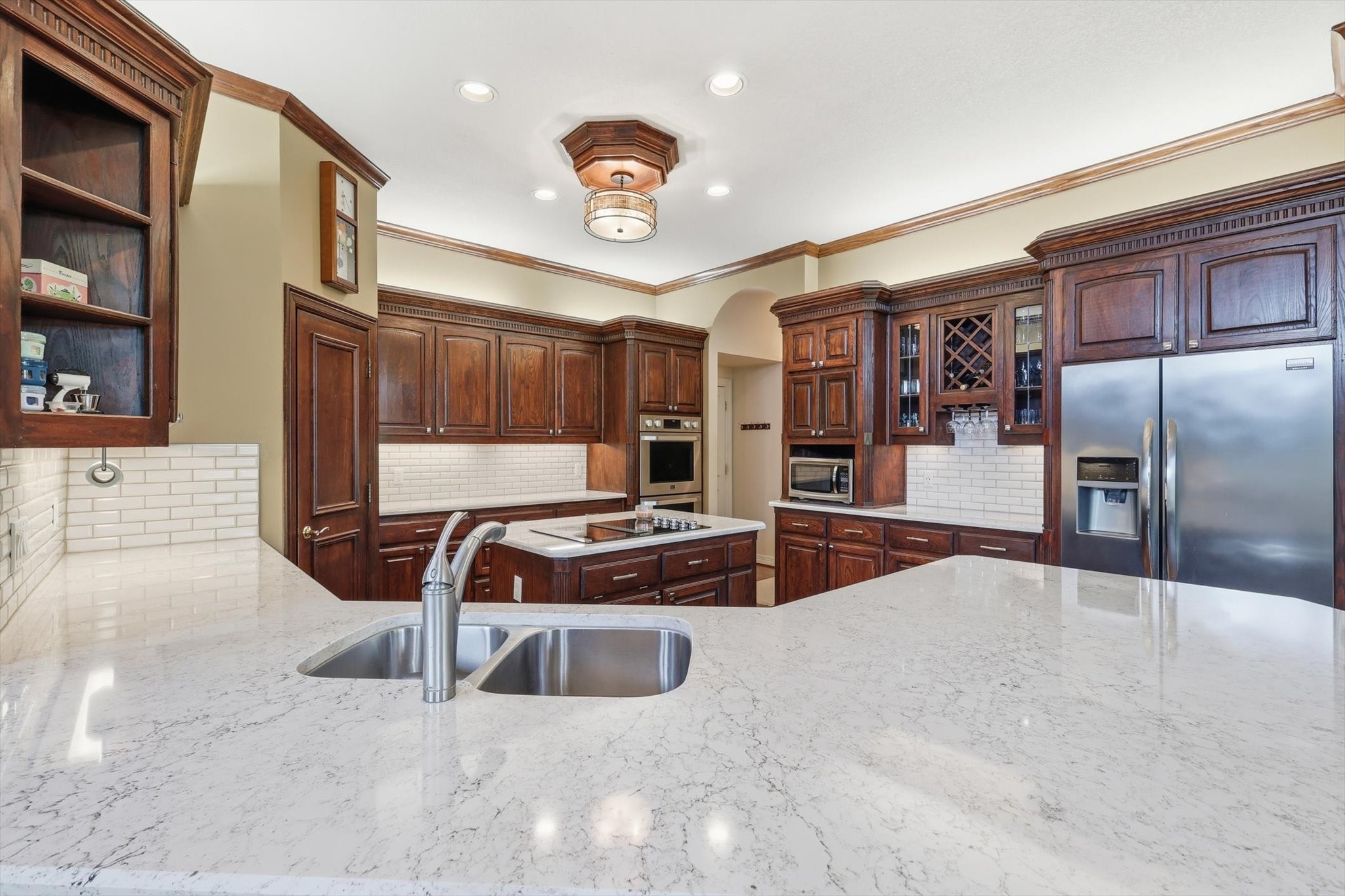 617 Hawthorn Circle Highland Village TX 75077