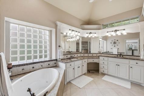 617 Hawthorn Circle Highland Village TX 75077