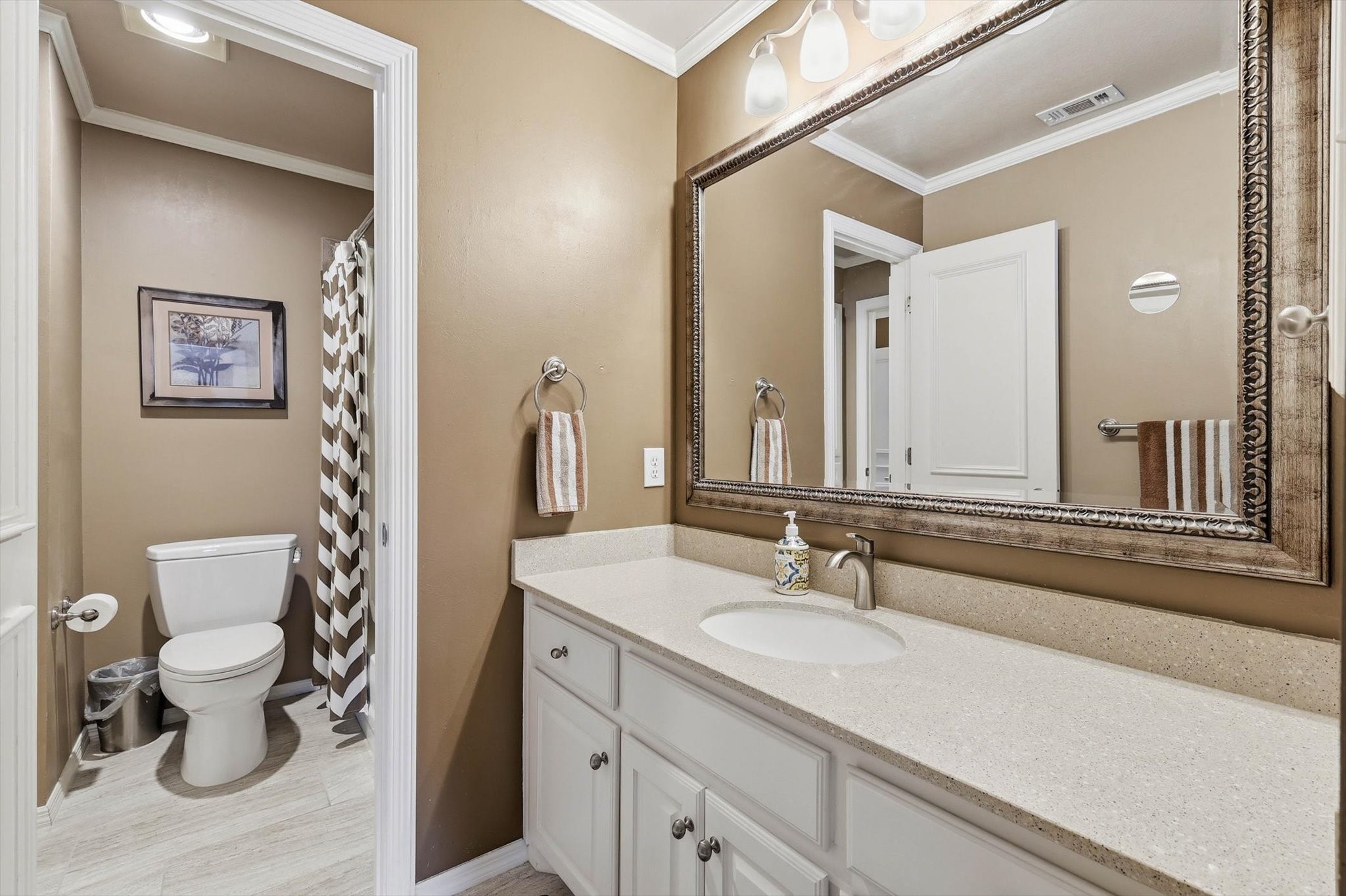 617 Hawthorn Circle Highland Village TX 75077