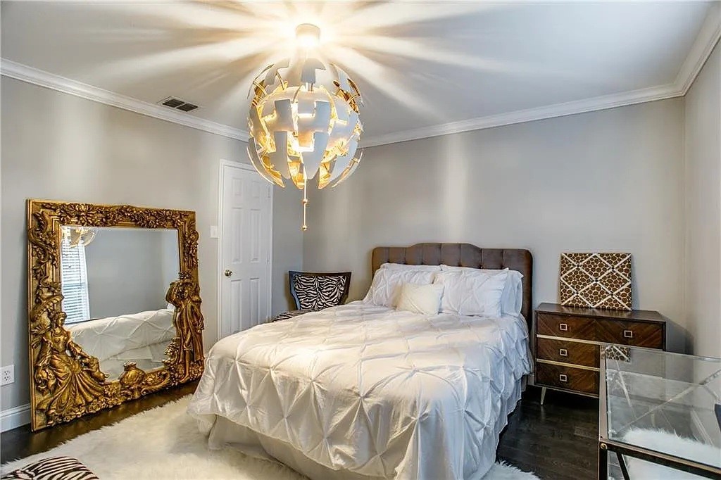 1613 Crown Point Drive Little Elm TX 75036