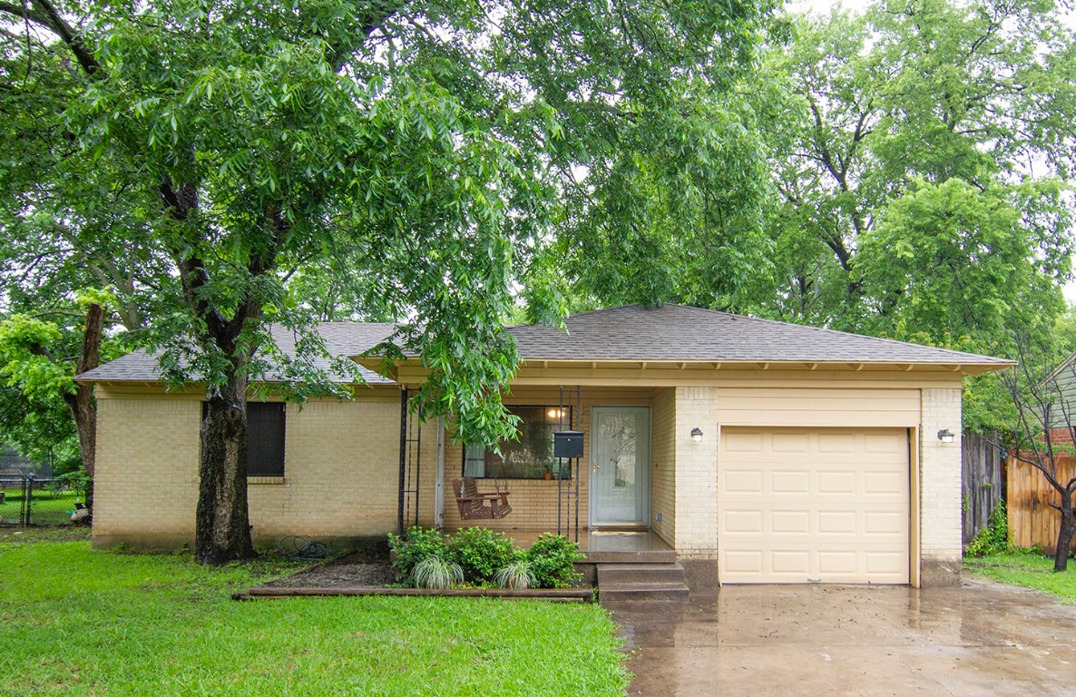 2703 Nicholson Drive Dallas TX 75224