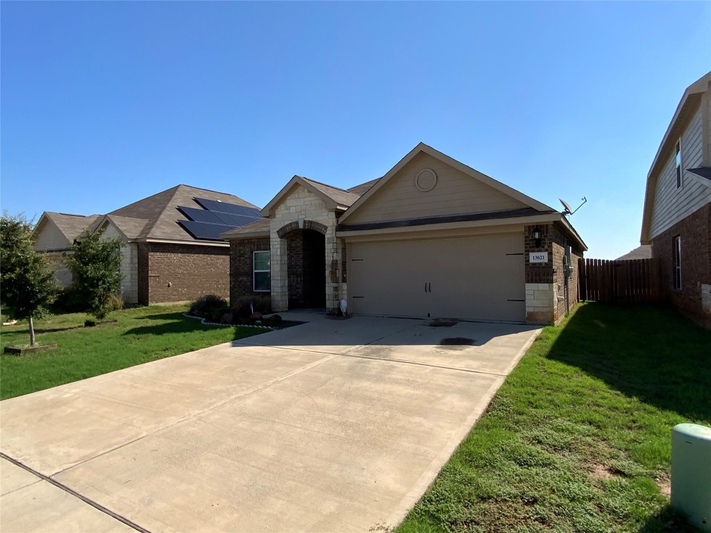 13621 Founders Lane Crowley TX 76036