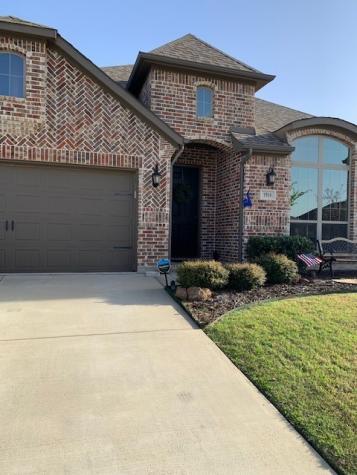 1916 Pavilion Lane Denton TX 76210