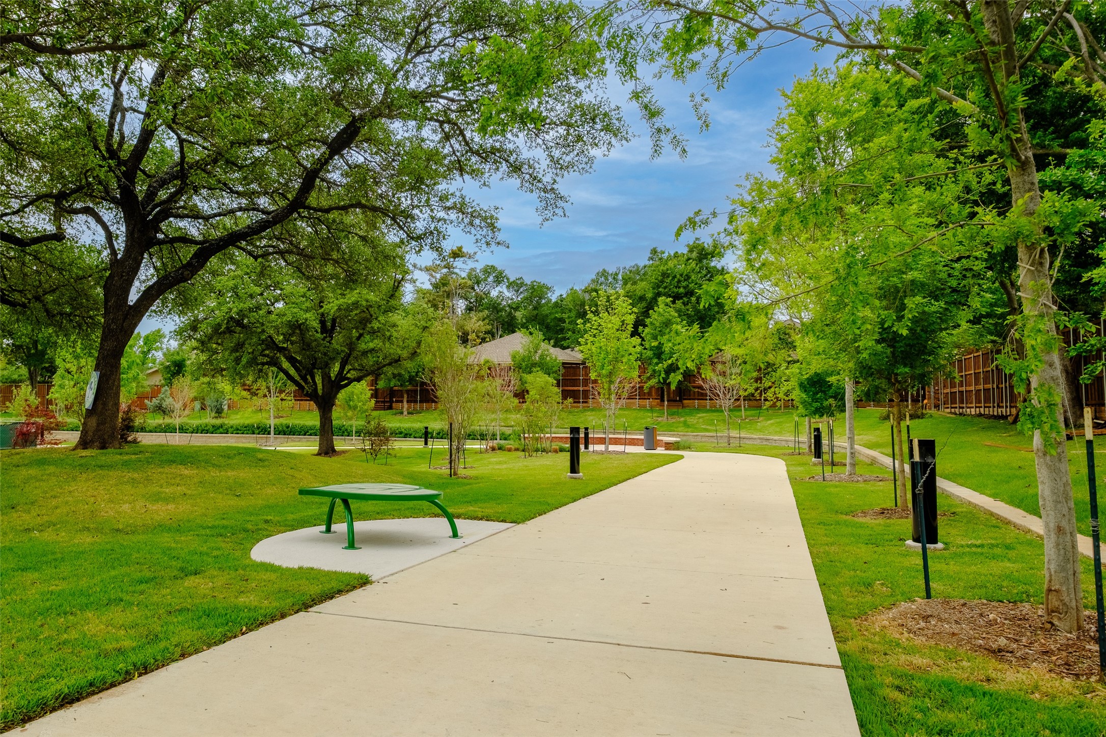 4150 Towne Green Circle Addison TX 75001