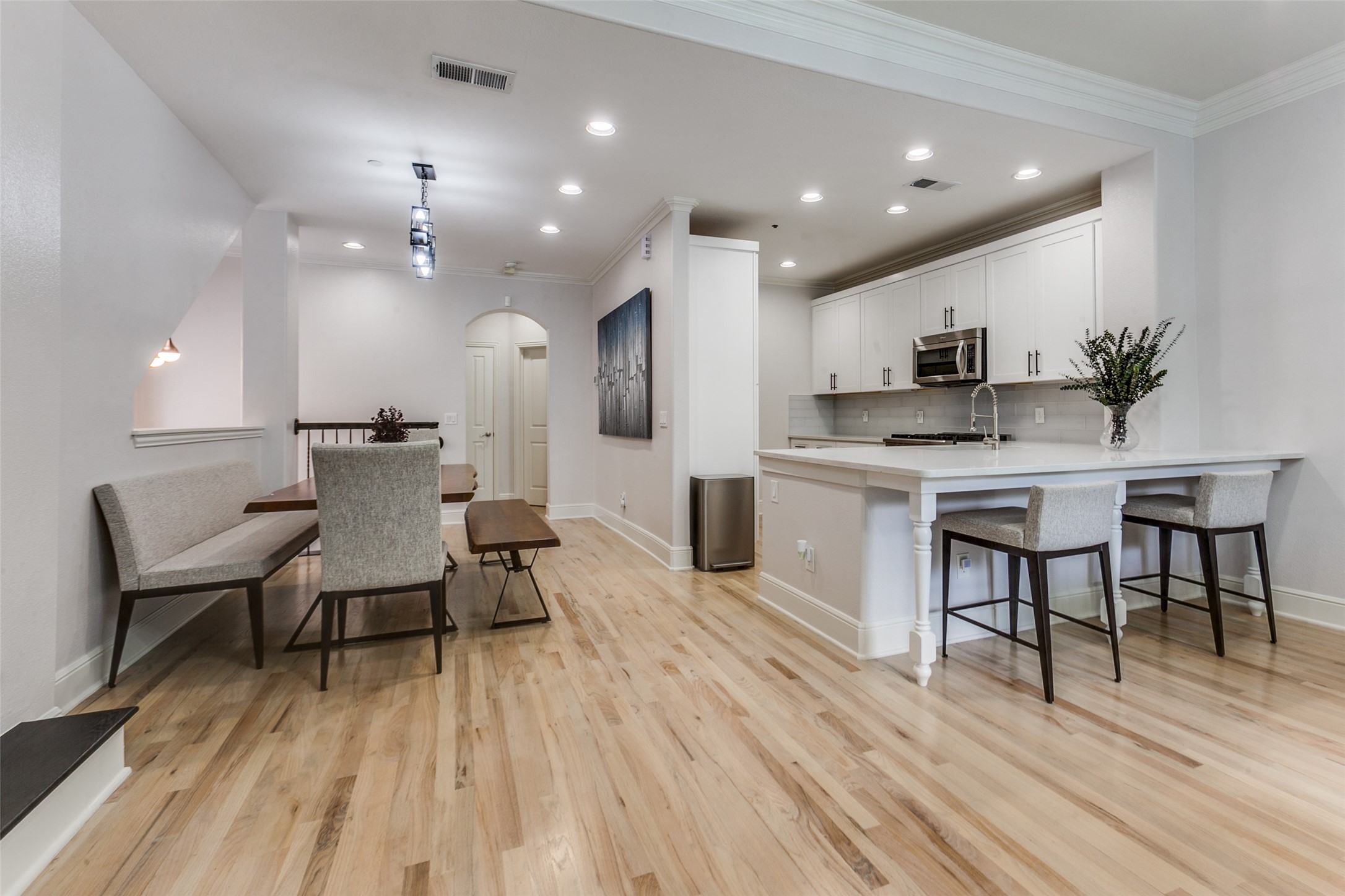 4150 Towne Green Circle Addison TX 75001