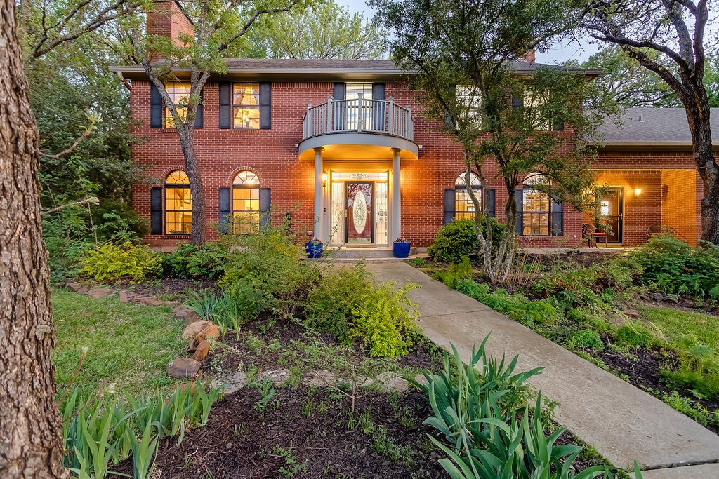 140 Creekside Drive Double Oak TX 75077