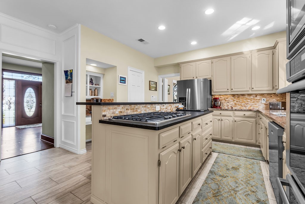 140 Creekside Drive Double Oak TX 75077