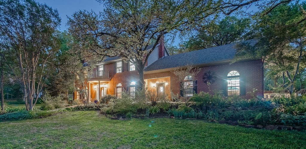 140 Creekside Drive Double Oak TX 75077