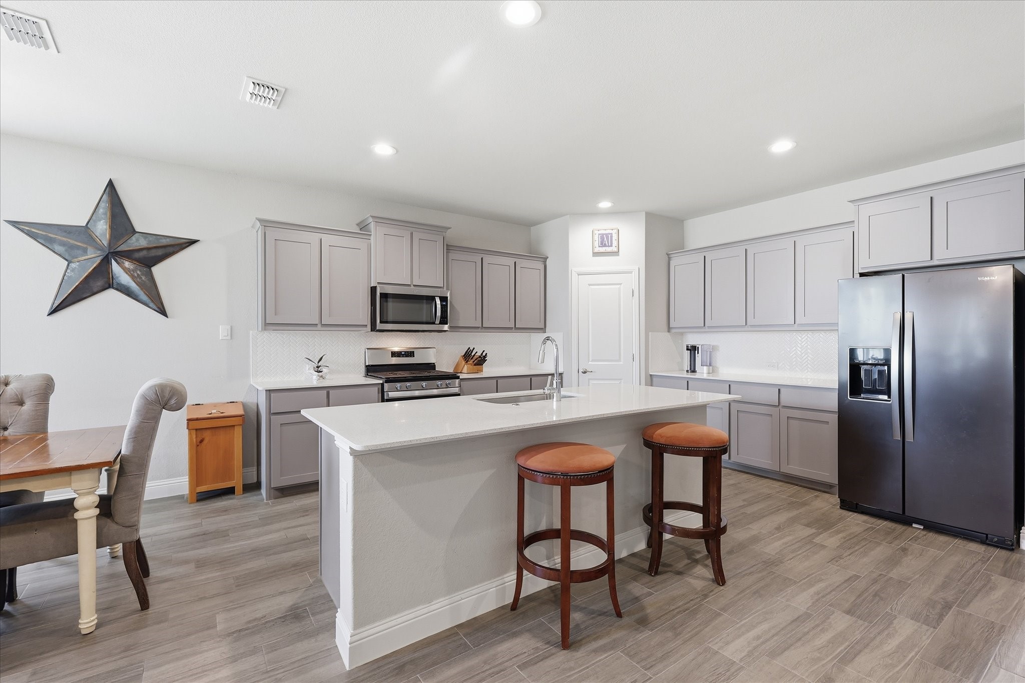 1421 Millerbird Argyle TX 76226