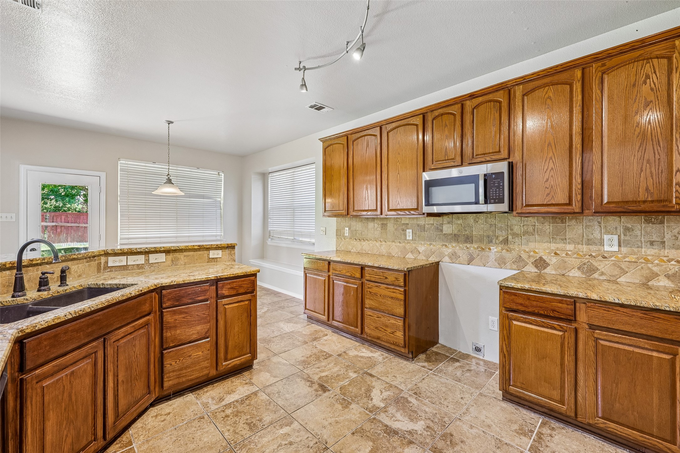 844 Sequoia Way Saginaw TX 76131