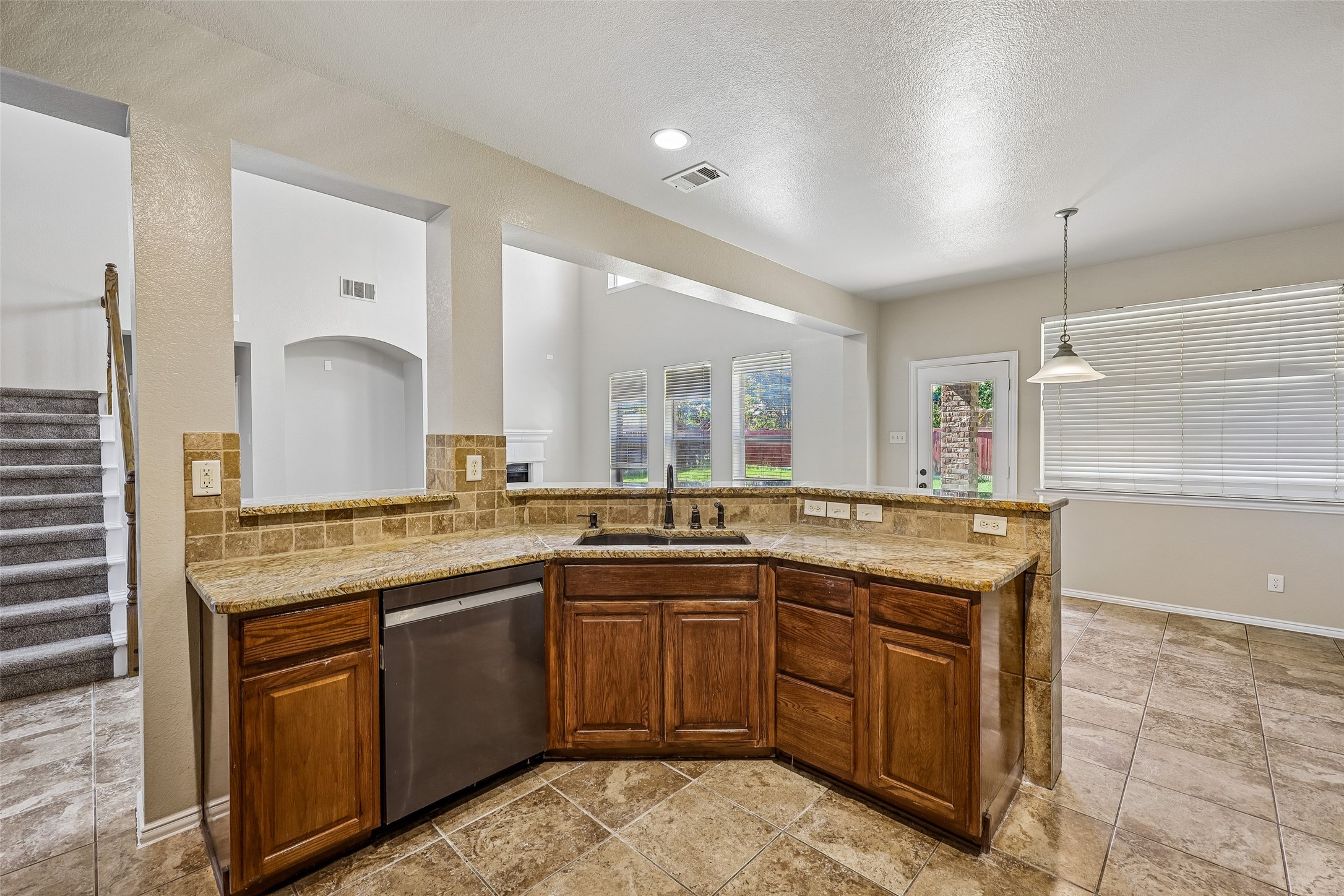844 Sequoia Way Saginaw TX 76131
