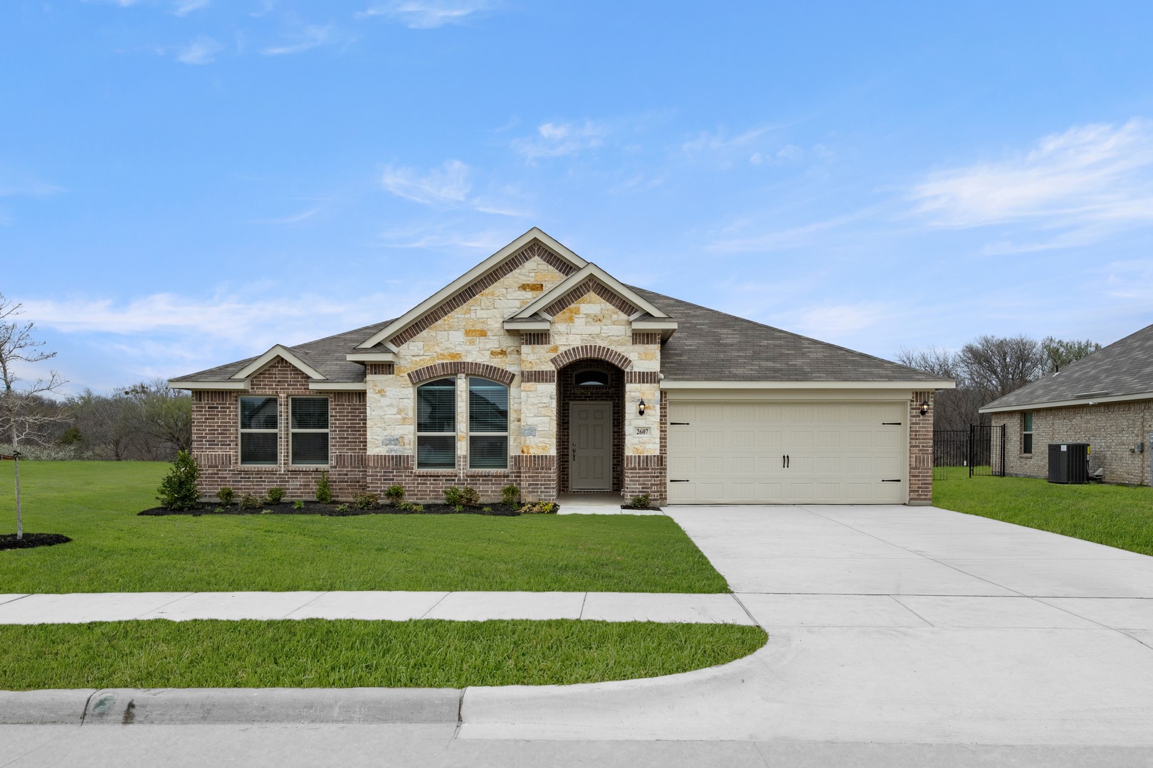 2607 Streamside Drive Burleson TX 76028