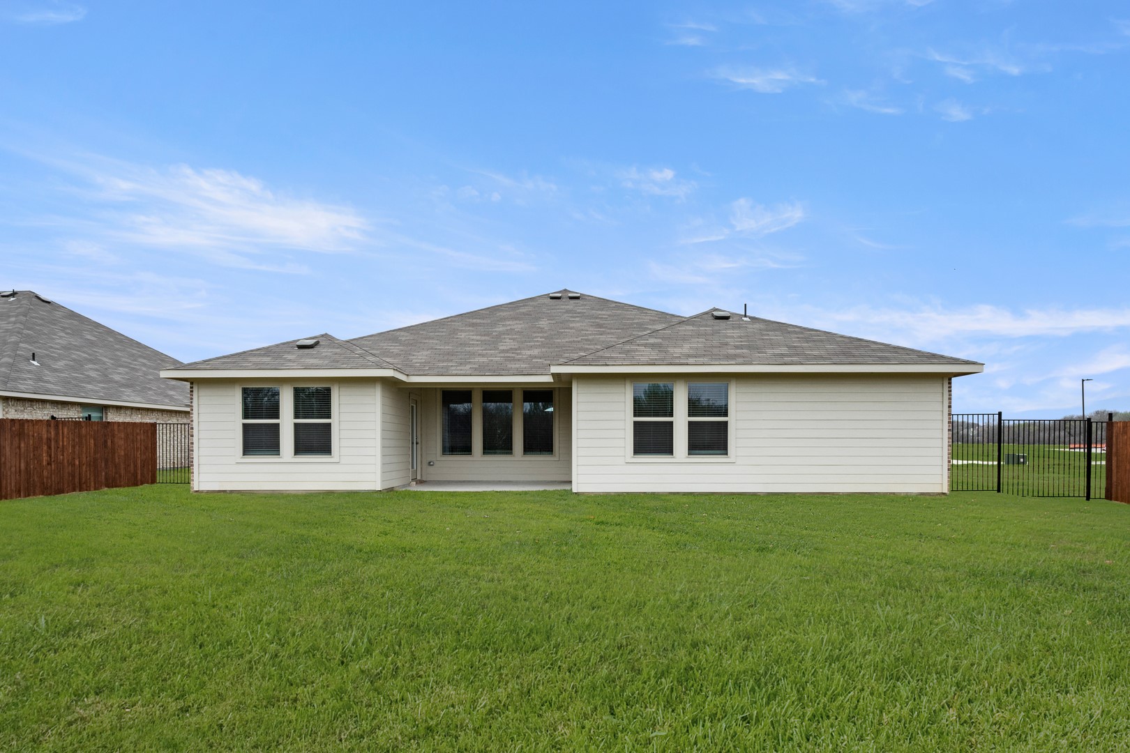 2607 Streamside Drive Burleson TX 76028