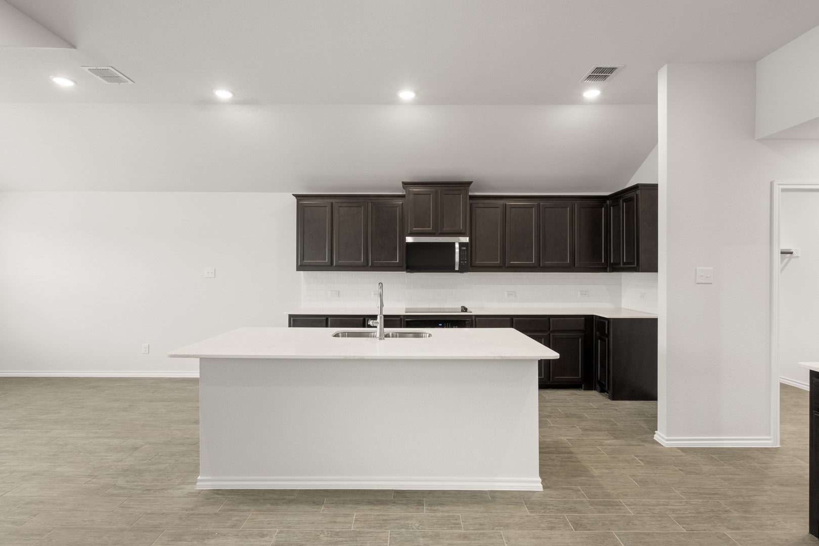 2607 Streamside Drive Burleson TX 76028