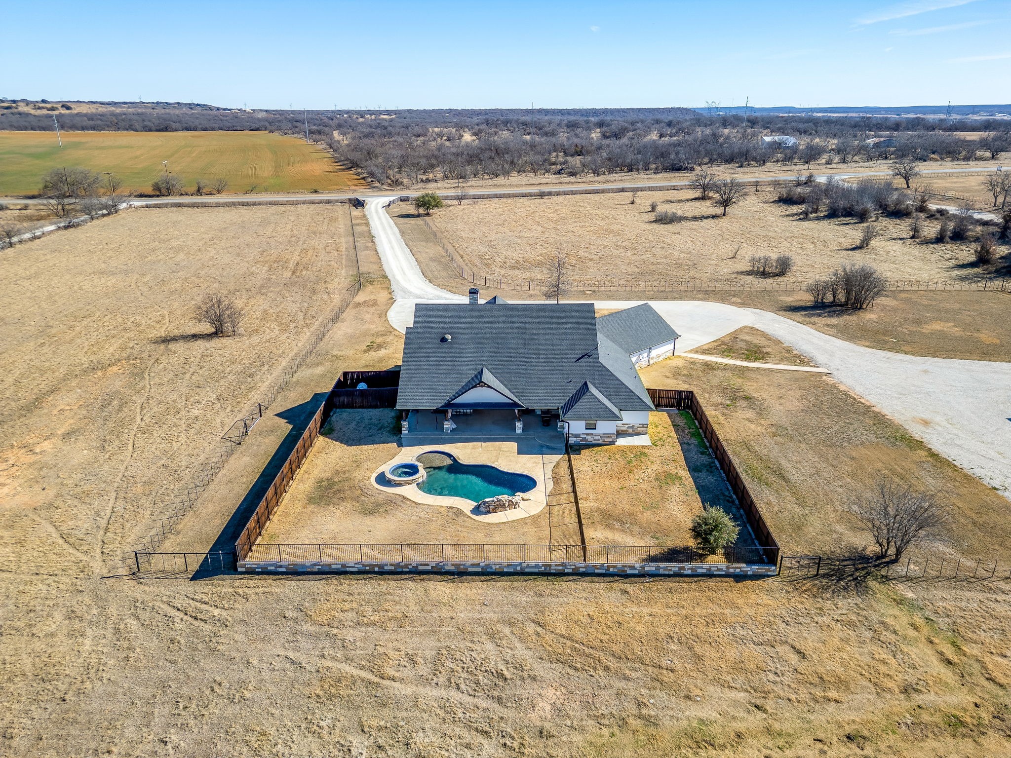 733 Fm 2652 Graham TX 76450
