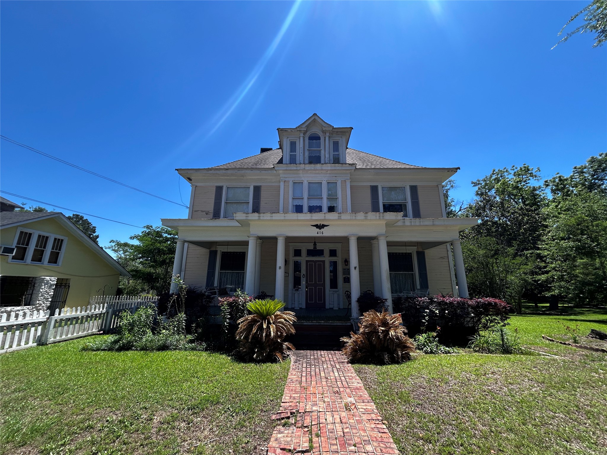 416 Shelbyville Street Center TX 75935