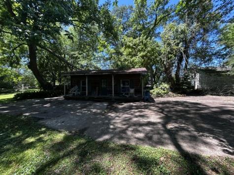 416 Shelbyville Street Center TX 75935