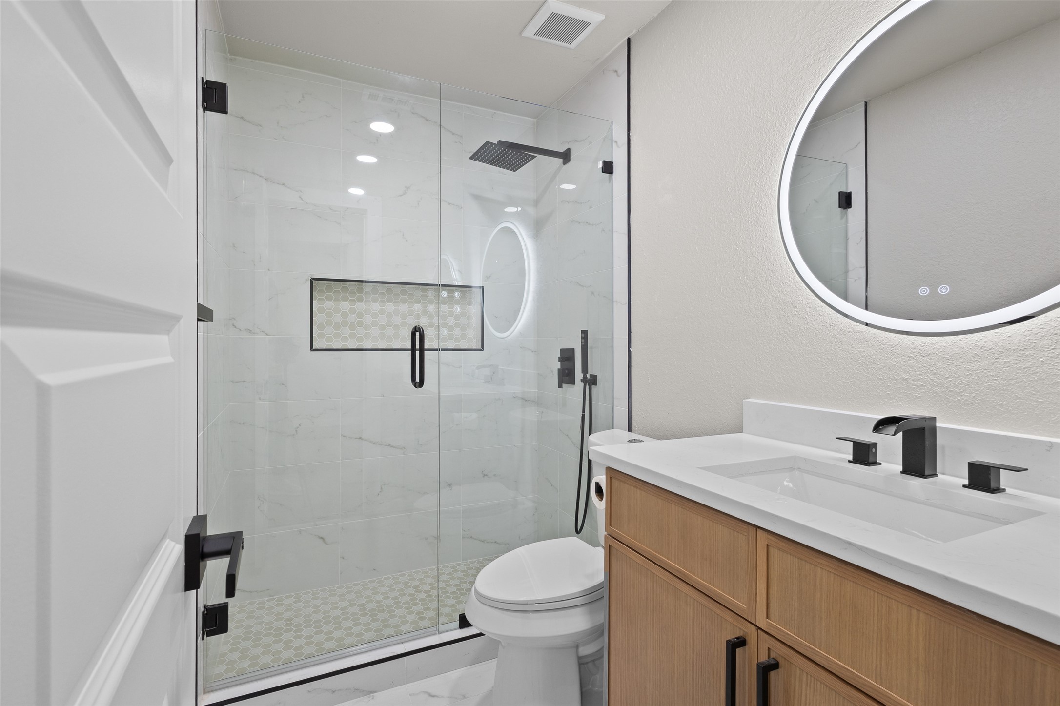 1518 Reisen Drive Garland TX 75040