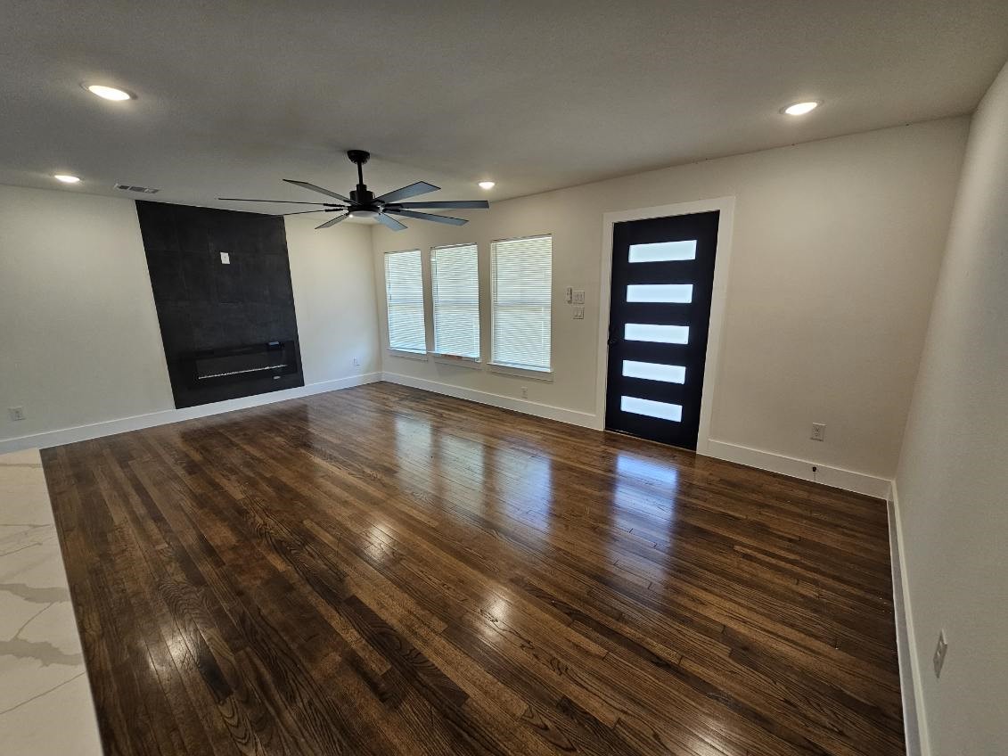 814 Woodacre Drive Dallas TX 75241
