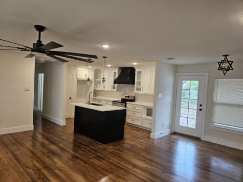 814 Woodacre Drive Dallas TX 75241