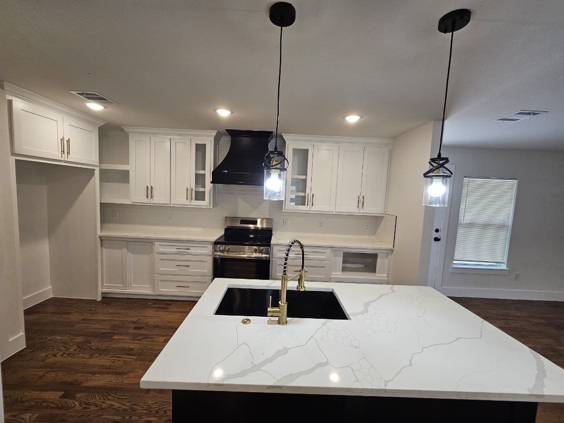 814 Woodacre Drive Dallas TX 75241