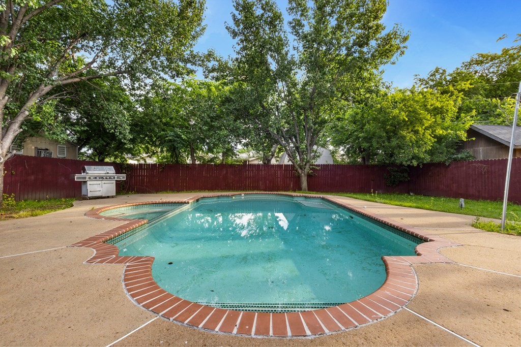 2529 Syracuse Drive Irving TX 75062