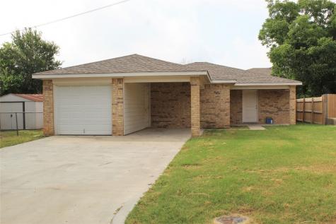 360 W Park Street Stephenville TX 76401