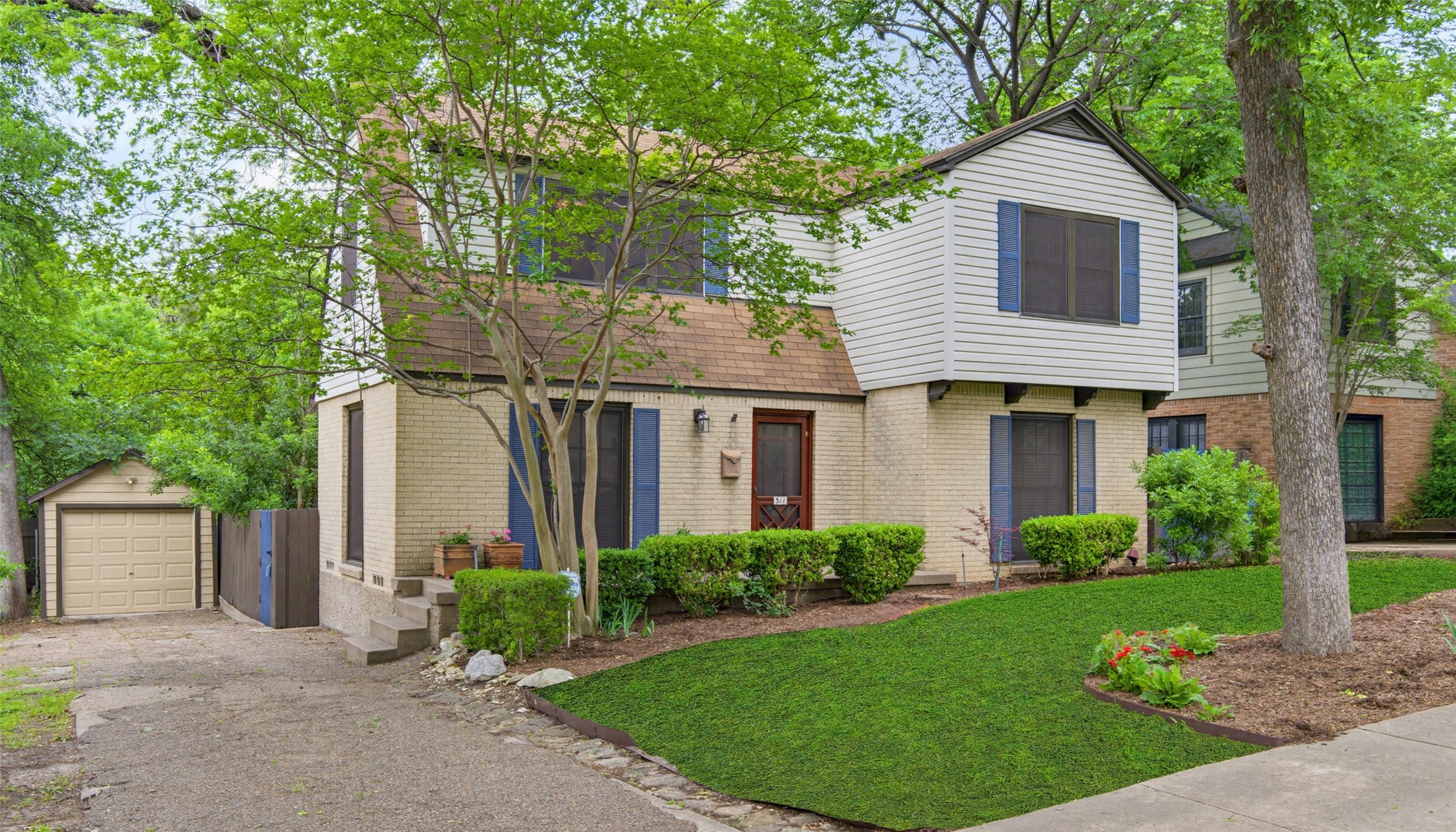 311 Circle Drive Dallas TX 75224