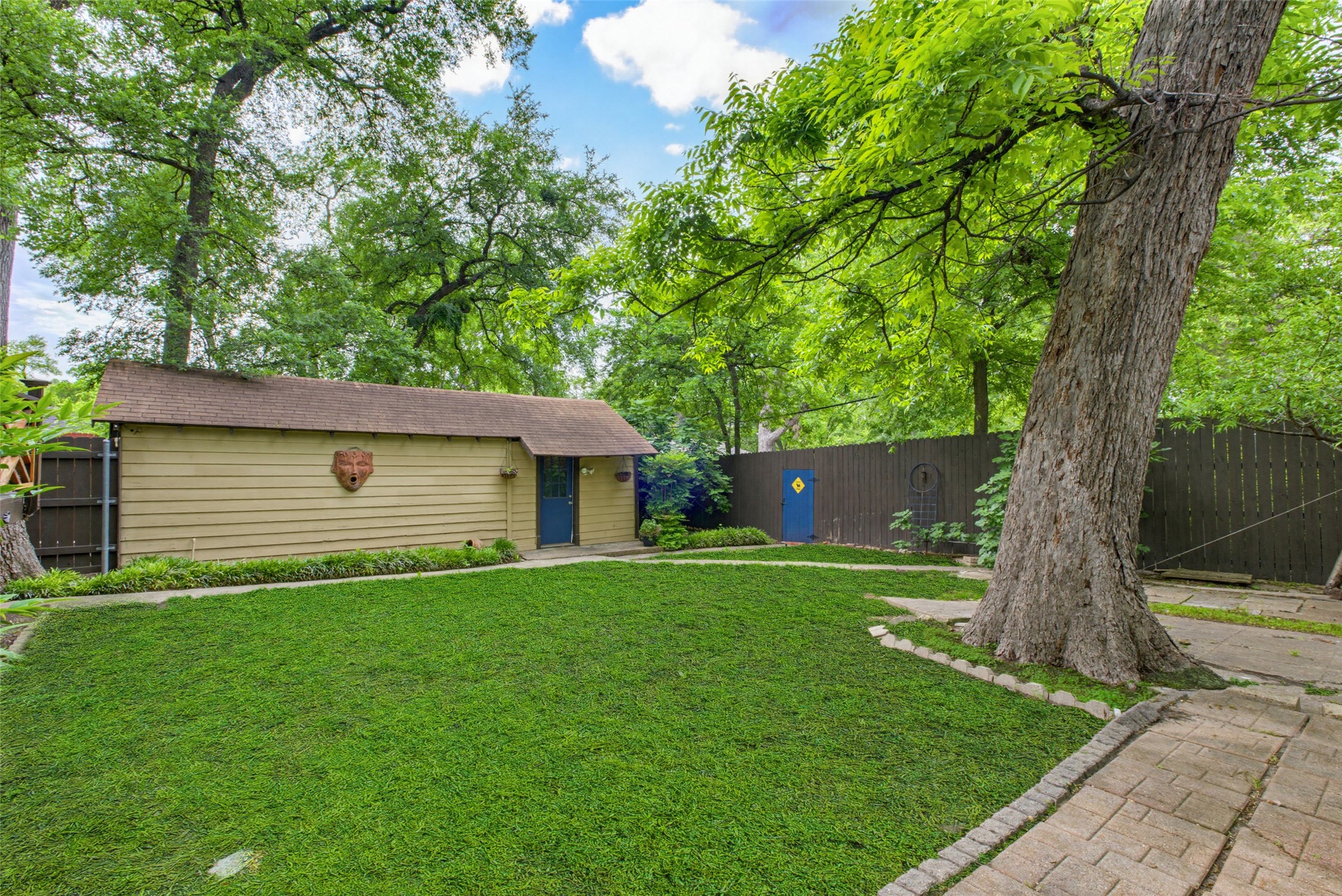311 Circle Drive Dallas TX 75224