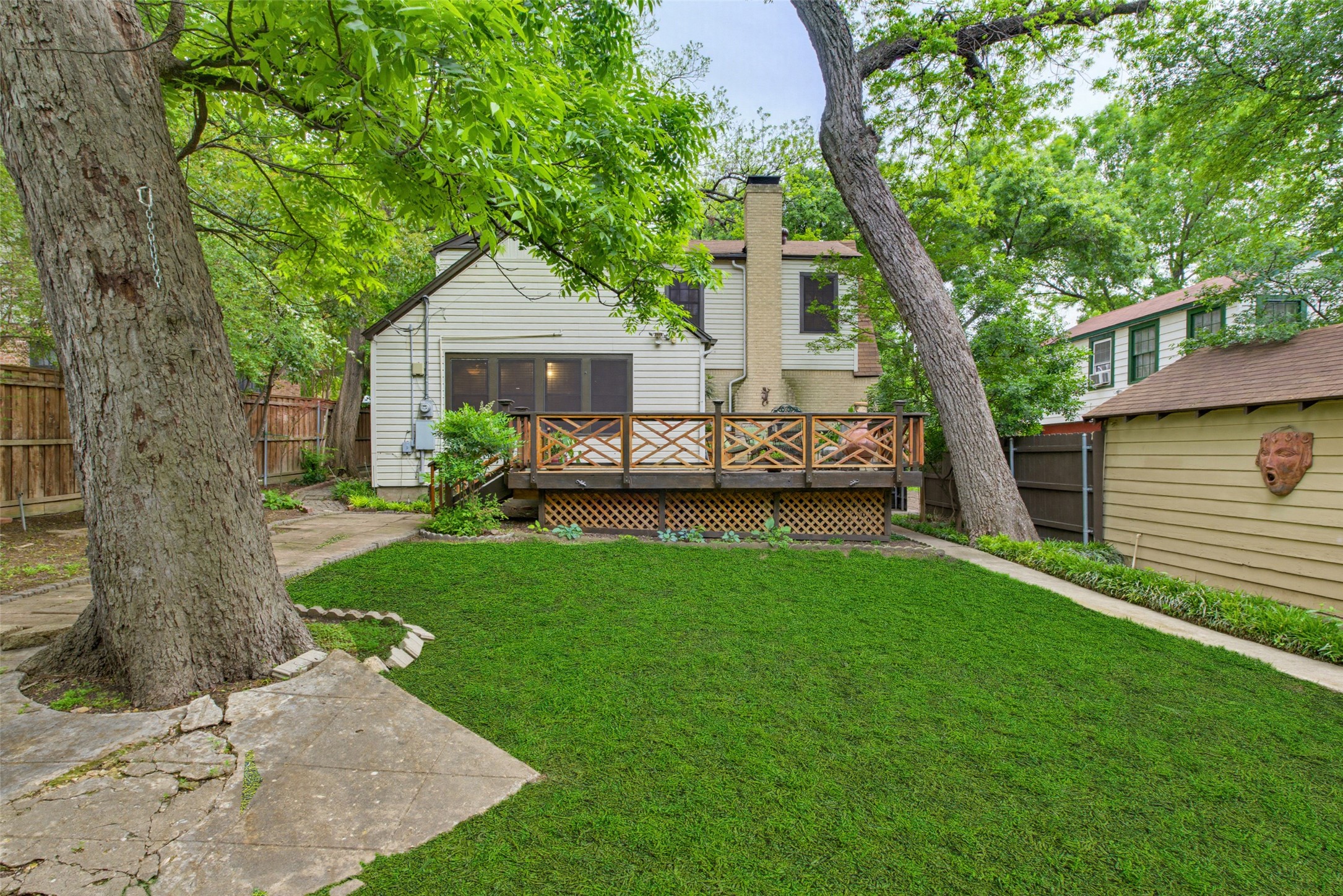311 Circle Drive Dallas TX 75224