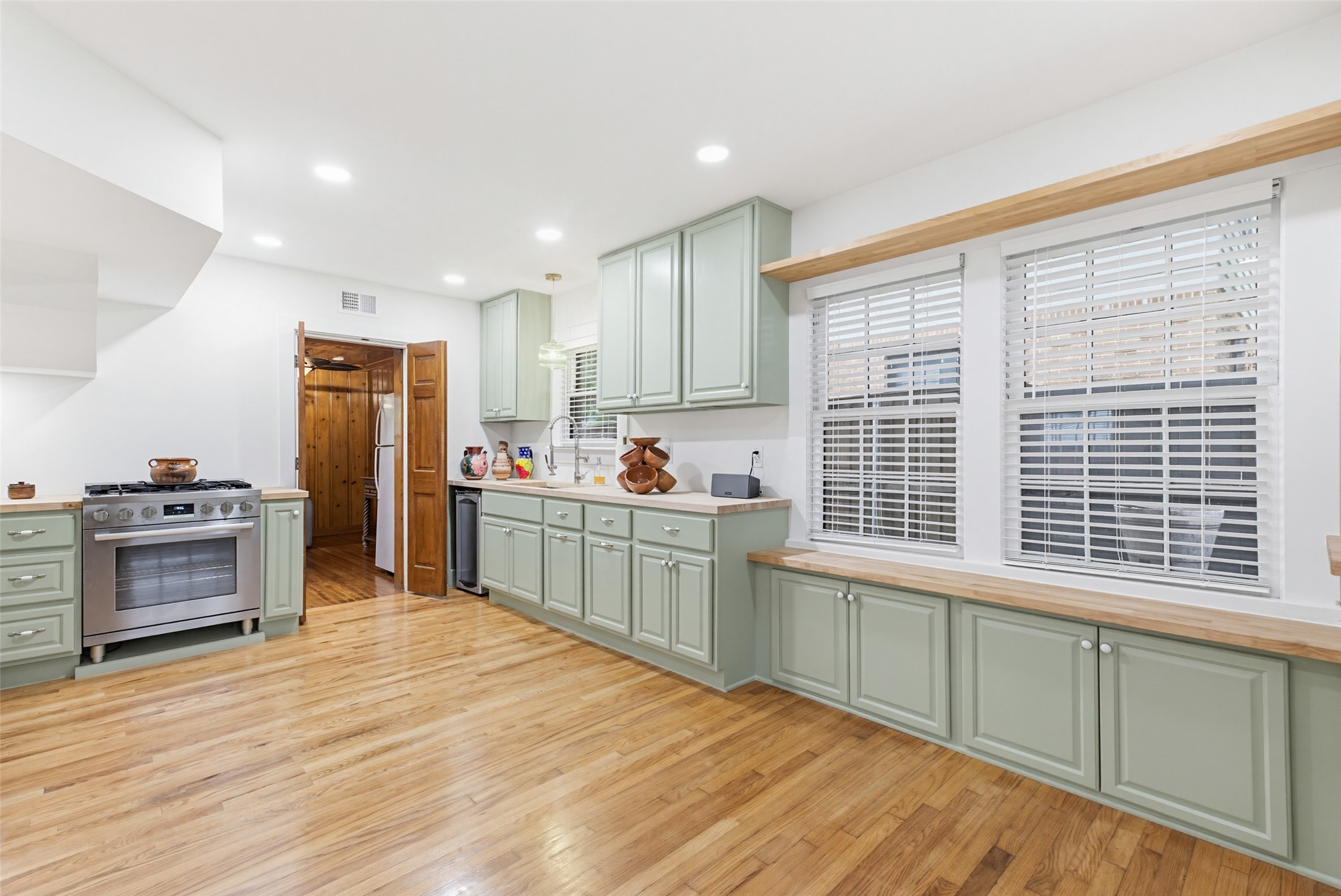 311 Circle Drive Dallas TX 75224