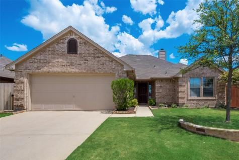 304 Glenview Drive Aubrey TX 76227