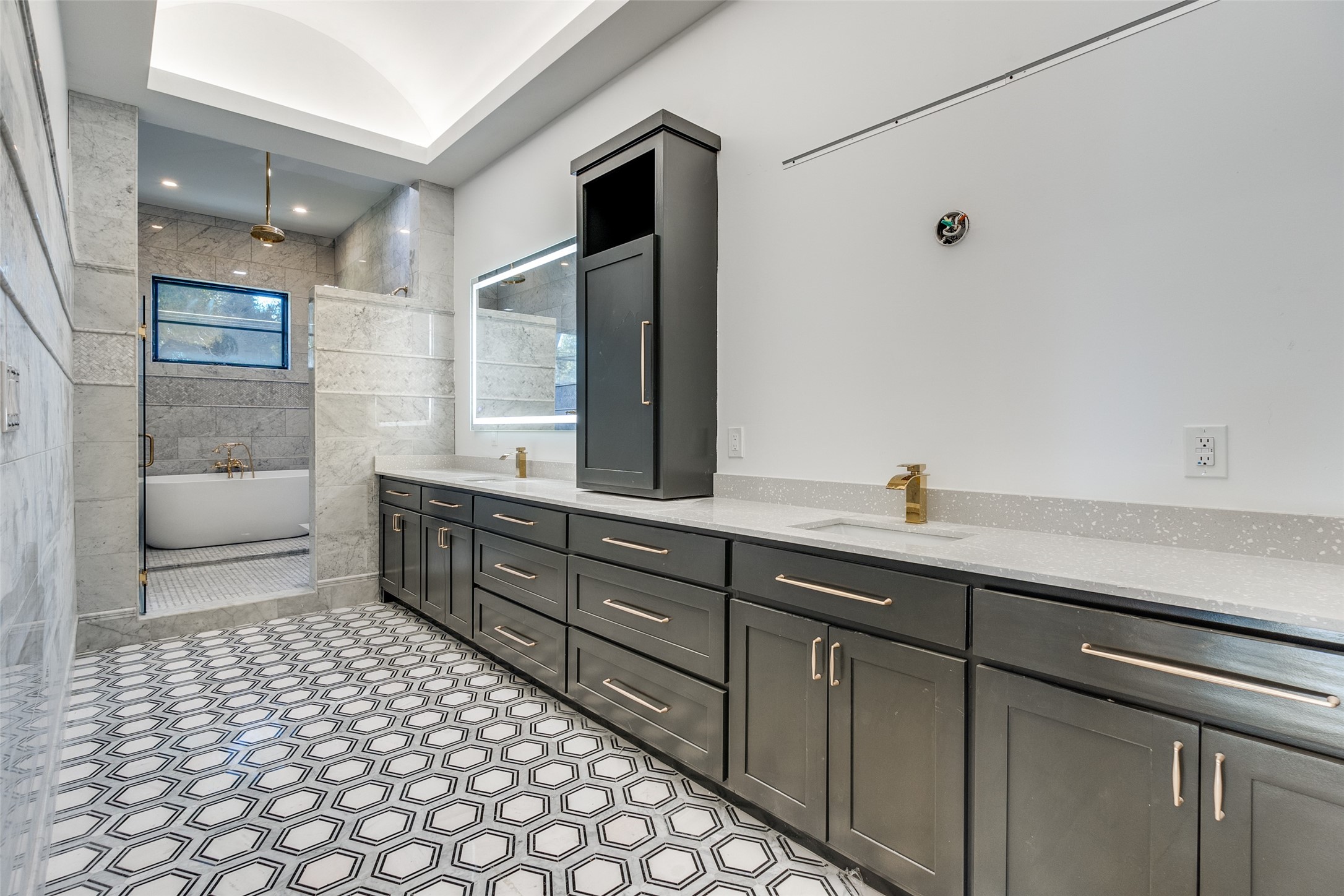 3221 S Glenbrook Drive Garland TX 75041