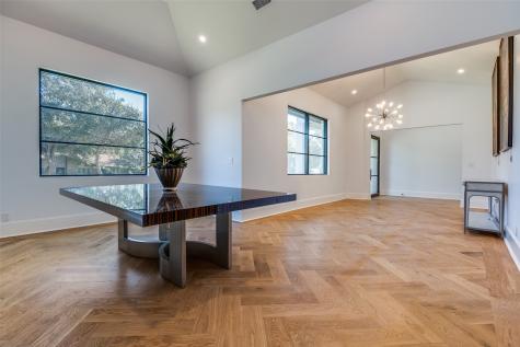 3221 S Glenbrook Drive Garland TX 75041