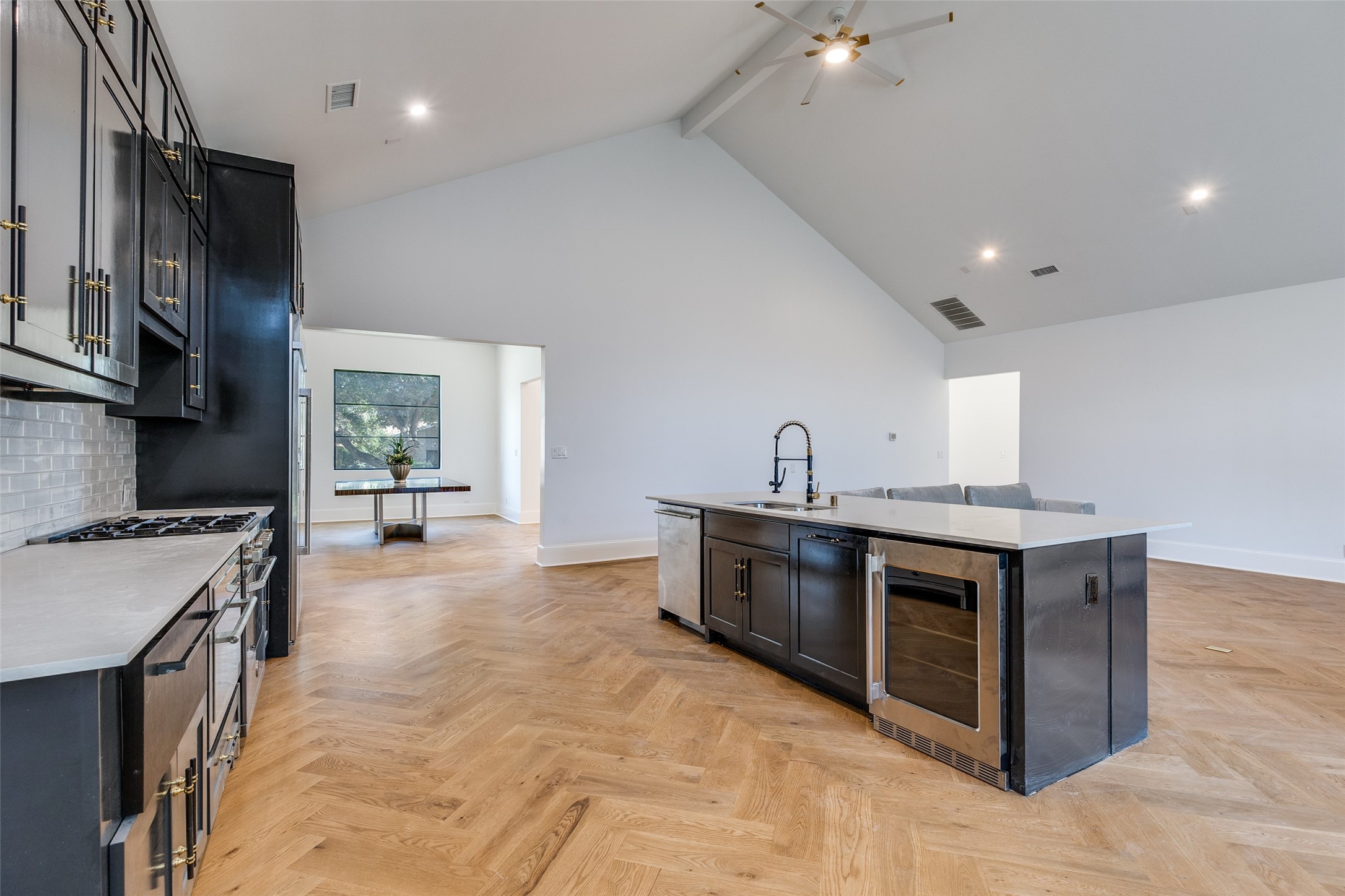 3221 S Glenbrook Drive Garland TX 75041