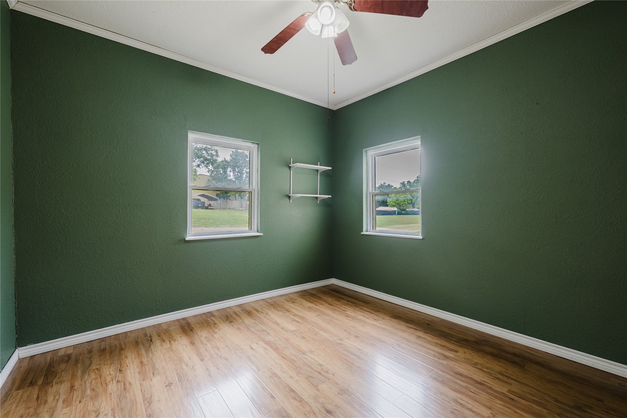 1301 S Green Street Eastland TX 76448