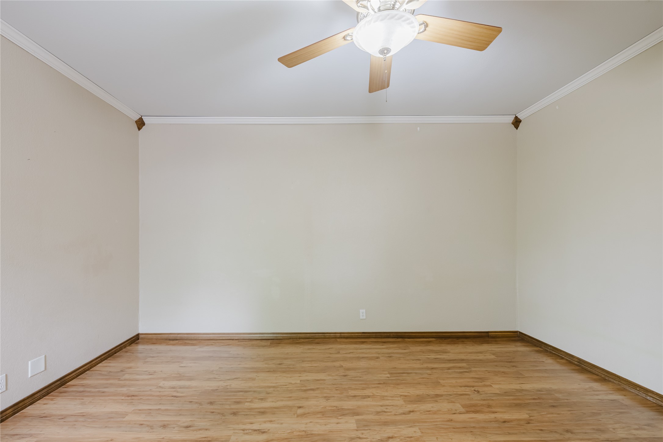 1301 S Green Street Eastland TX 76448