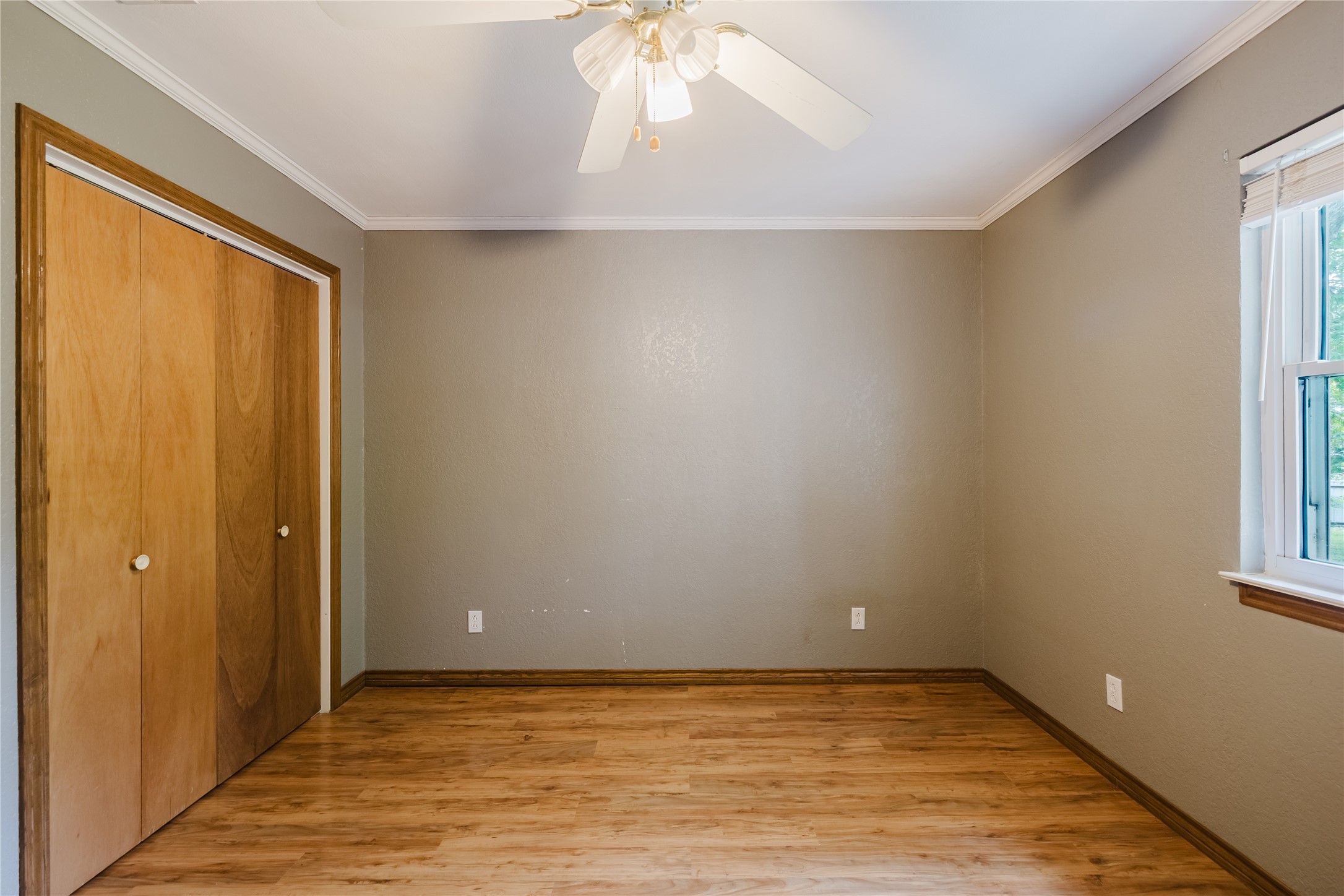 1301 S Green Street Eastland TX 76448