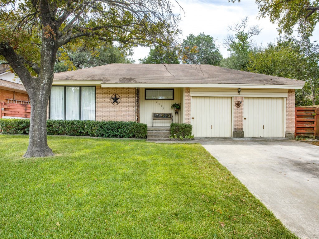 2560 Maverick Avenue Dallas TX 75228
