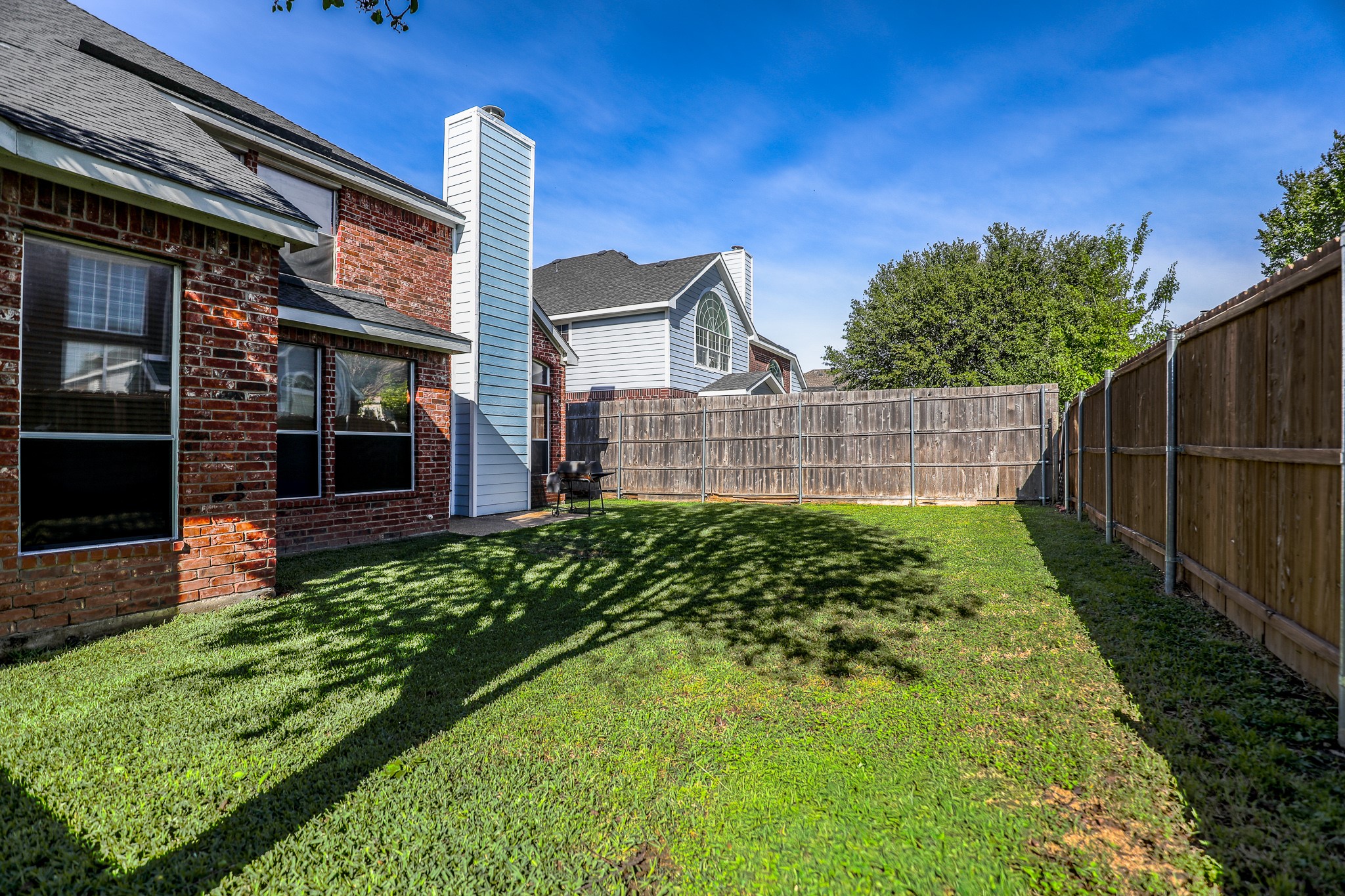 611 Laura Lane Grand Prairie TX 75052