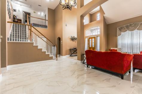 611 Laura Lane Grand Prairie TX 75052