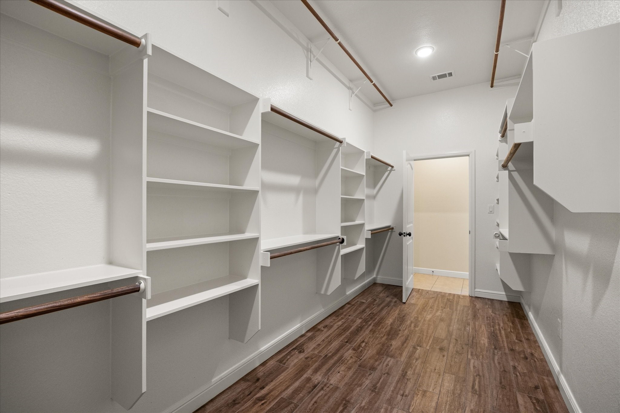 1106 W Iberian Court Granbury TX 76048