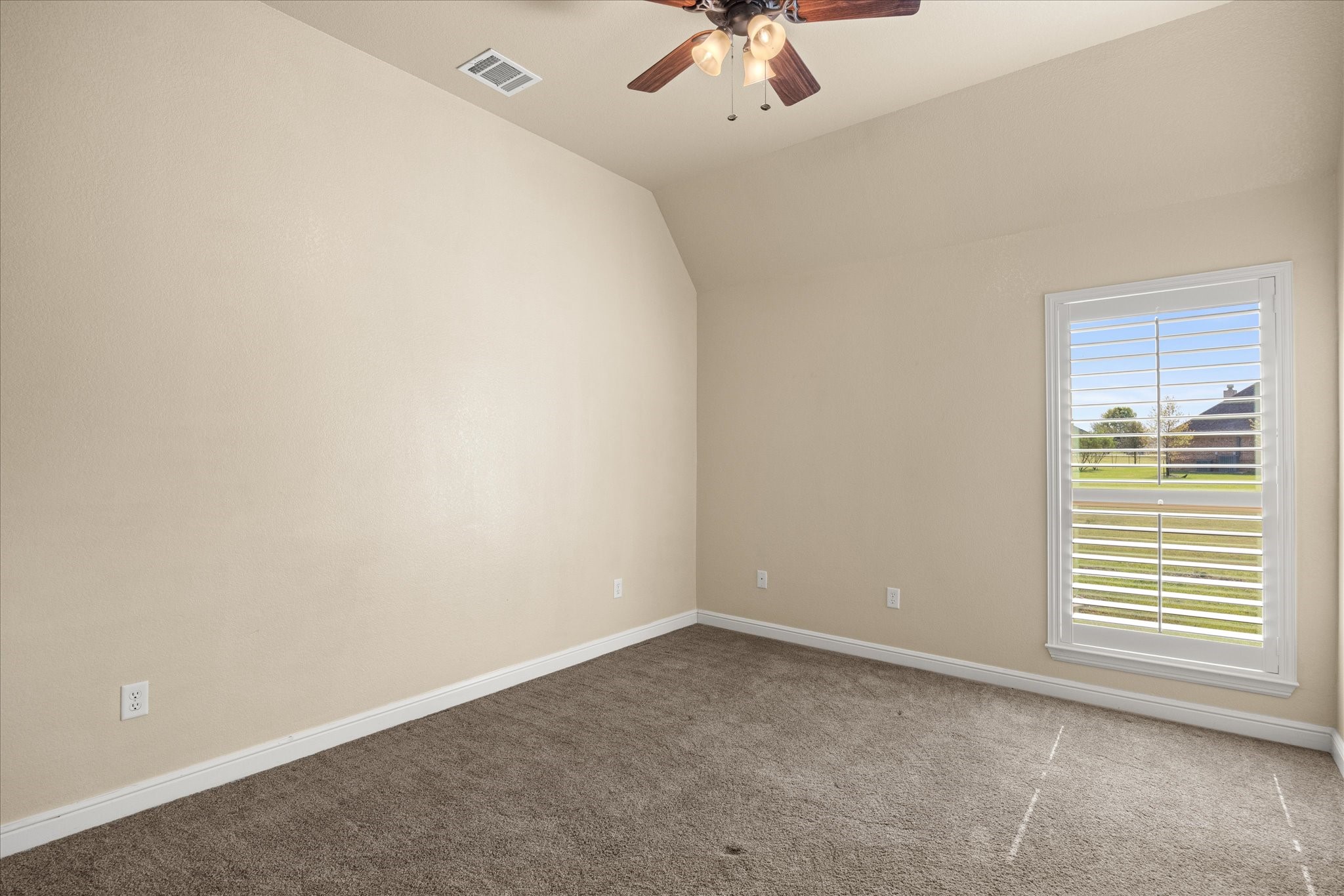 1106 W Iberian Court Granbury TX 76048