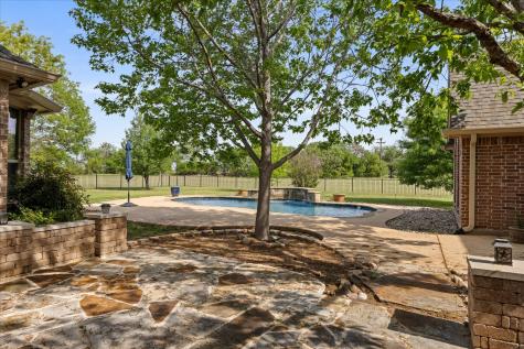 1106 W Iberian Court Granbury TX 76048