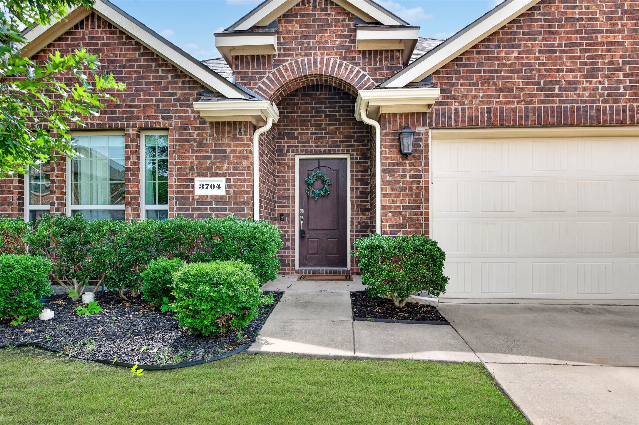 3704 Wrexham Street Frisco TX 75036